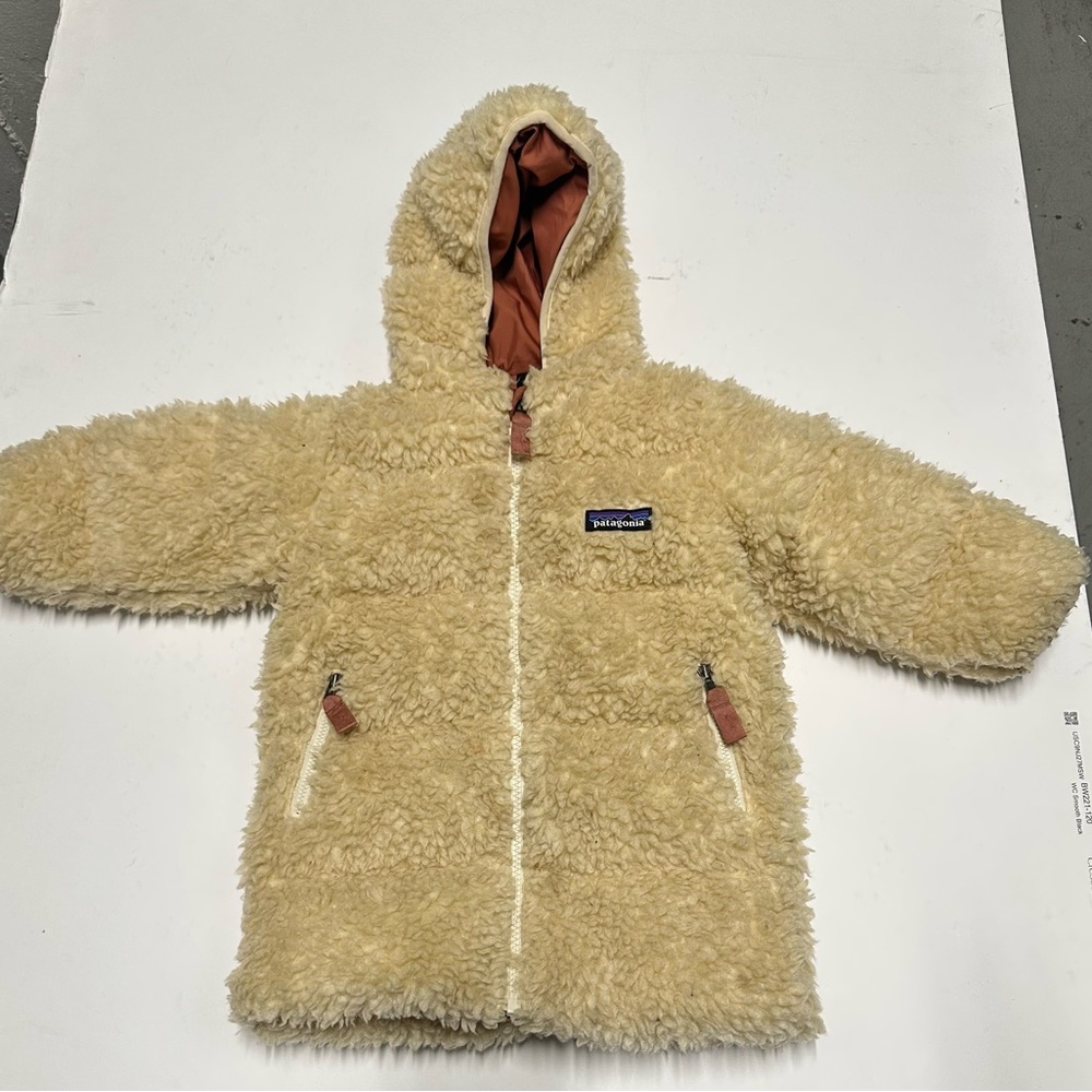 Patagonia Recycled Hi-Loft Parka Baby Size 12-18M Oyster White Hooded Zip Pocket